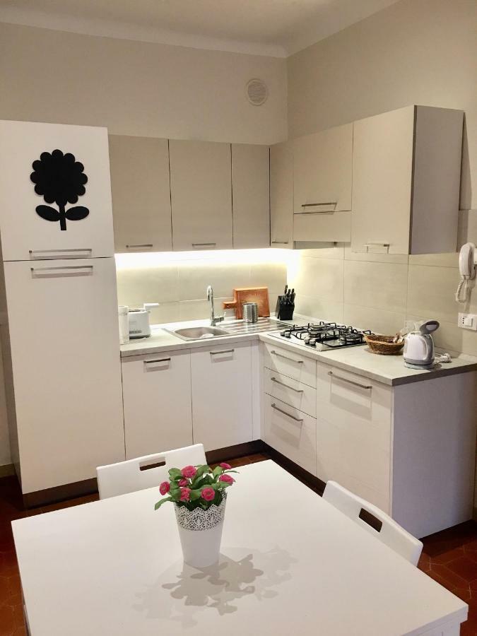 Appartamento Casa Francesca Lucca Esterno foto
